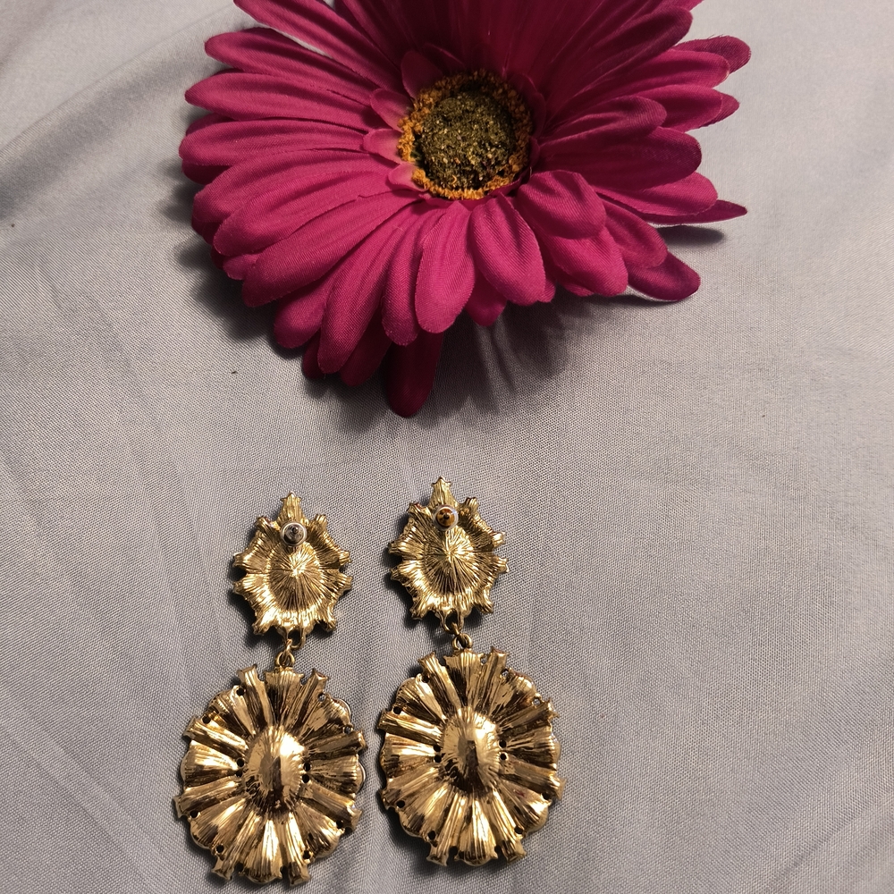Elegant Multicolor Gemstone Earrings - Picture 2 of 2